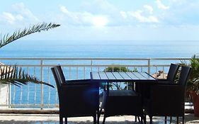 Amazing Sea View Apartments